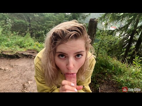 ❤️ Merch yn llyncu cum ar ôl blowjob cyhoeddus - Eva Elfi ☑Fideo ffwc wrthon ni ❌️❤